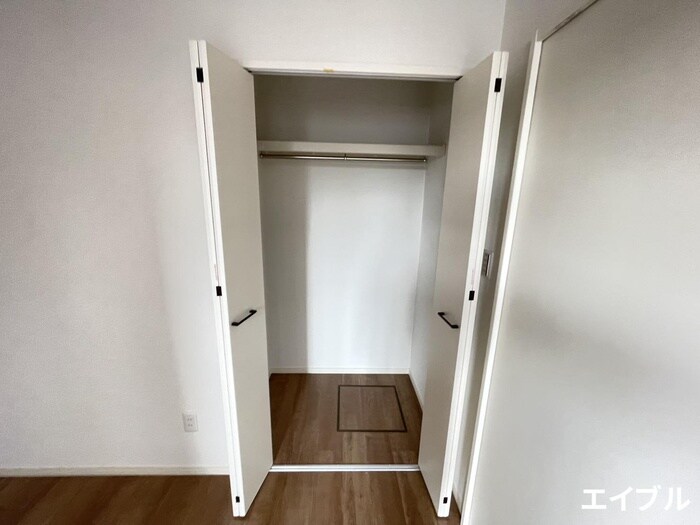 物件内観写真10　(収納)
