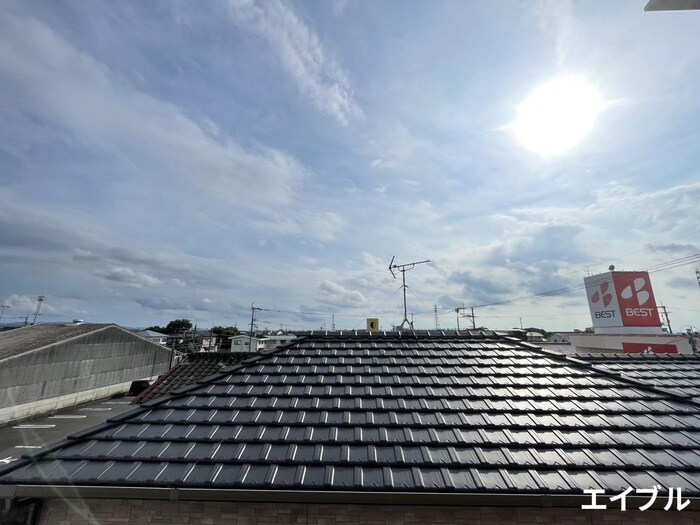 物件内観写真12　(室内からの展望)