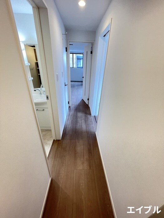 物件内観写真20　(廊下)