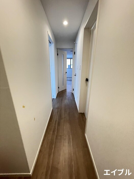 物件内観写真21　(廊下)