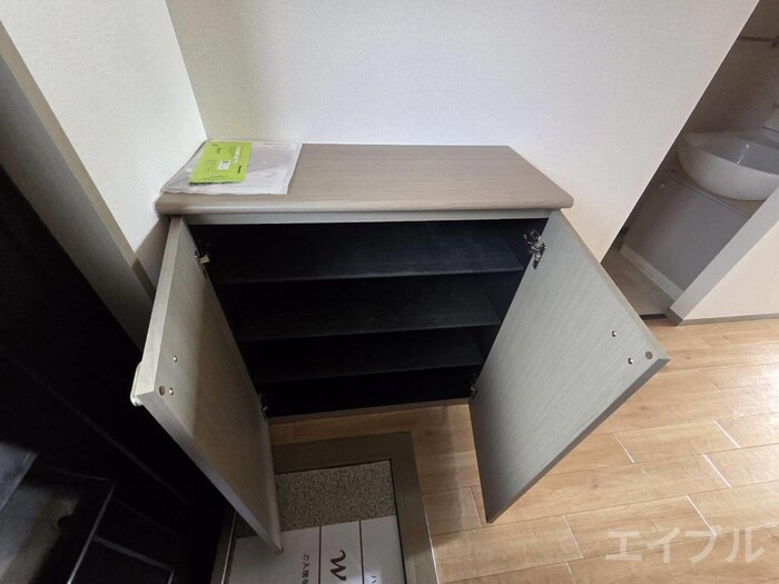 物件内観写真14　(靴箱)