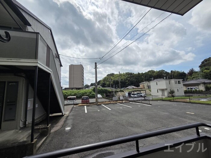 物件内観写真18　(室内からの展望)