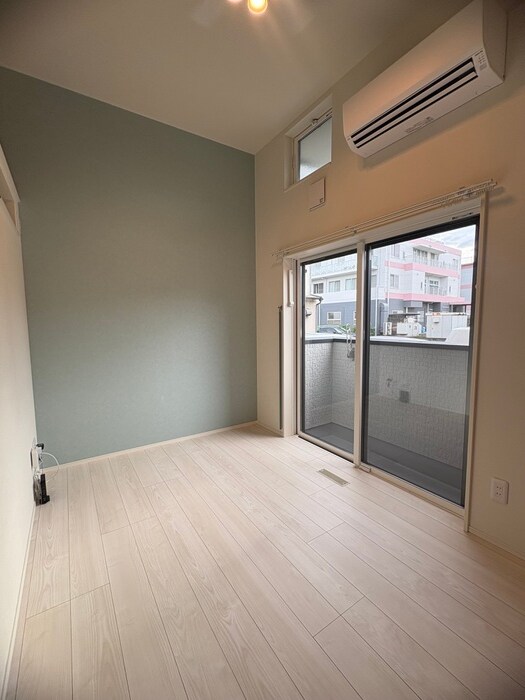 物件内観写真5　(居室)