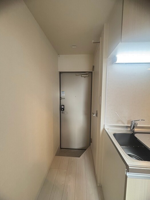 物件内観写真14　(玄関)