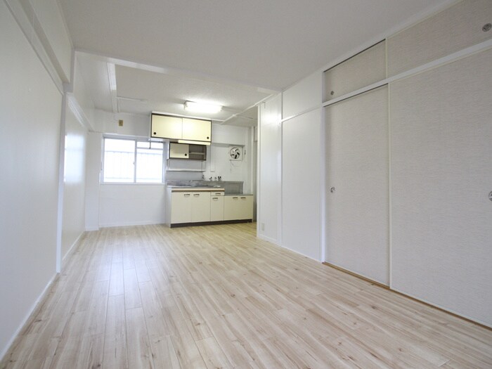 物件内観写真6　(居室)