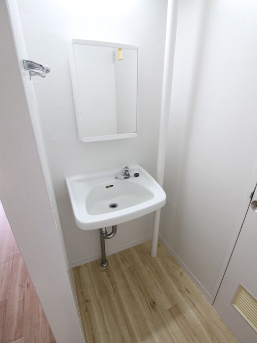 物件内観写真10　(洗面)