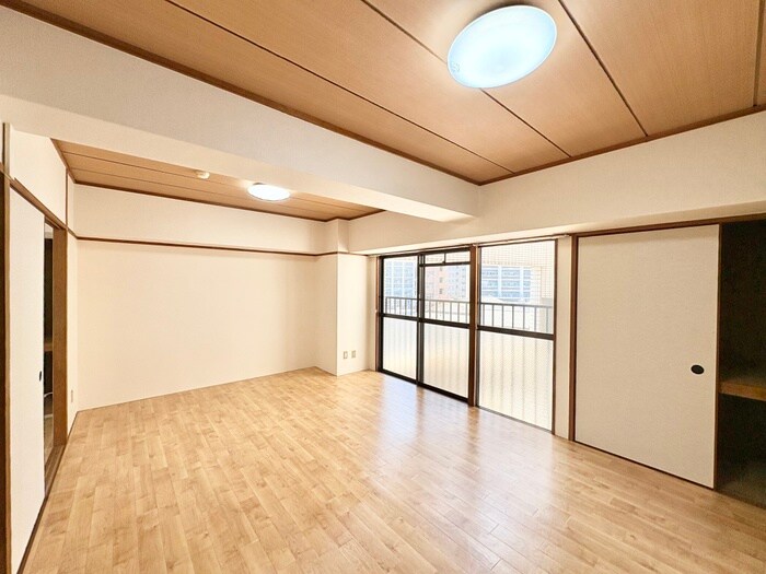 物件内観写真8　(居室)