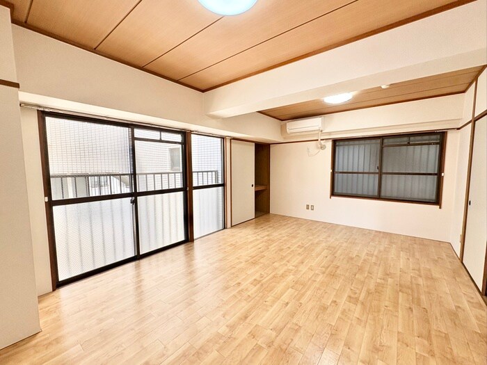 物件内観写真9　(居室)