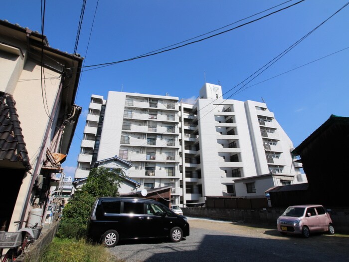 物件外観写真6　(外観写真)