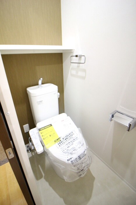 物件内観写真16　(トイレ)