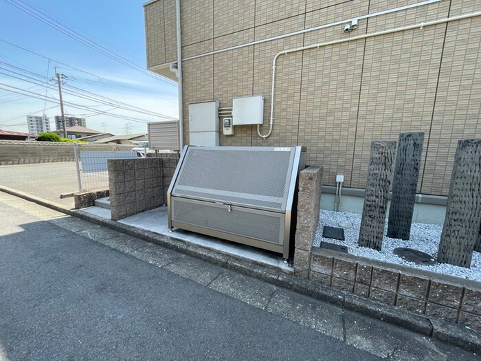 物件外観写真4　(建物設備)