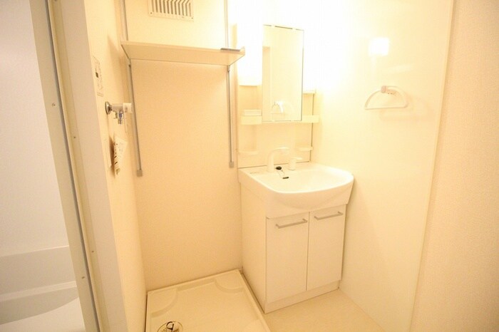 物件内観写真9　(洗面)