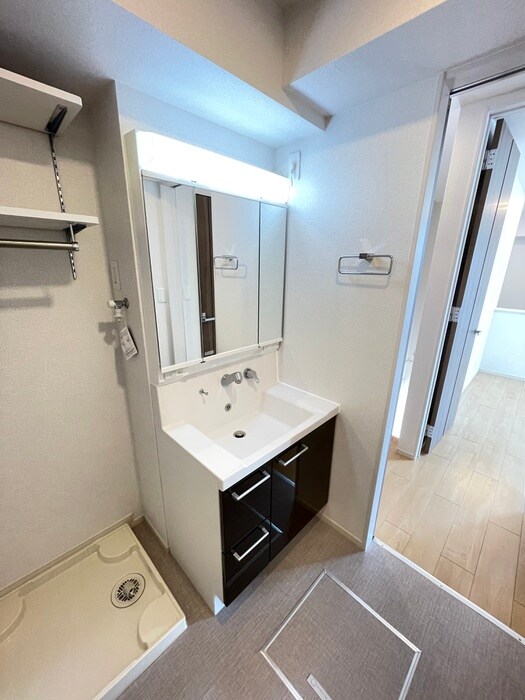 物件内観写真7　(洗面)