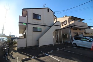 フ－ガ・アネックス１号館外観写真