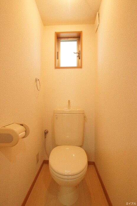 物件内観写真12　(トイレ)