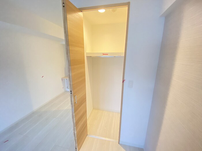 物件内観写真12　(収納)