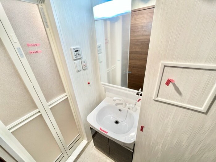 物件内観写真13　(洗面)