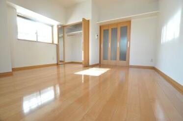 物件内観写真11　(居室)