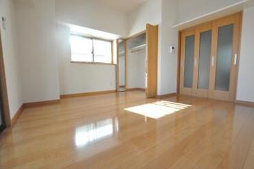 物件内観写真13　(居室)