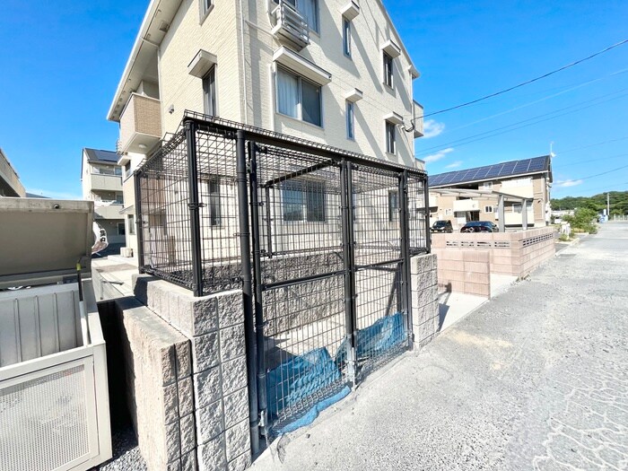 物件外観写真4　(建物設備)