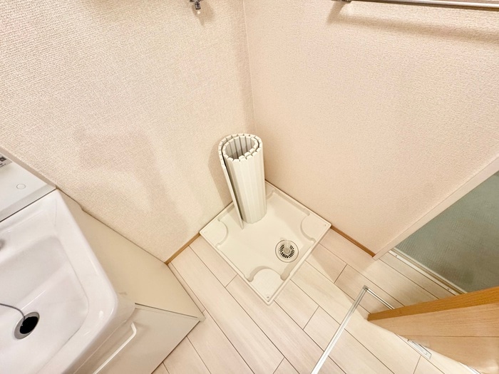 物件内観写真10　(洗濯機置場)