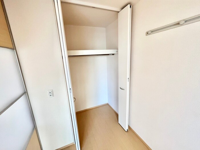 物件内観写真11　(収納)