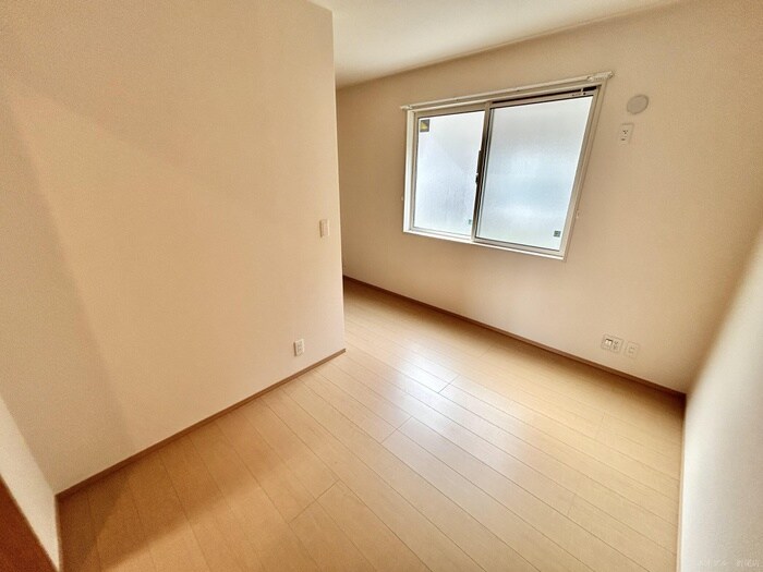 物件内観写真15　(居室)