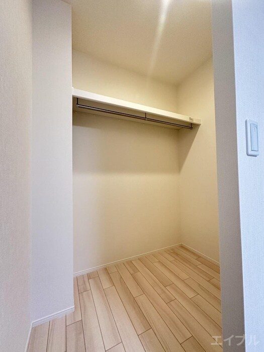 物件内観写真16　(収納)
