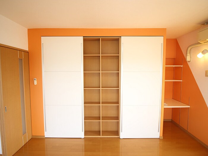 物件内観写真10　(収納)