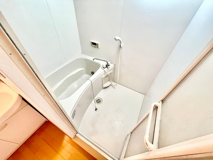 物件内観写真6　(バス／シャワールーム等)