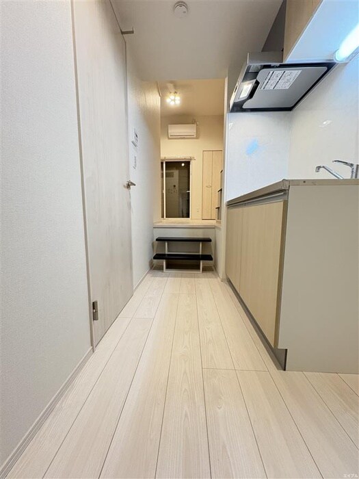 物件内観写真17　(廊下)