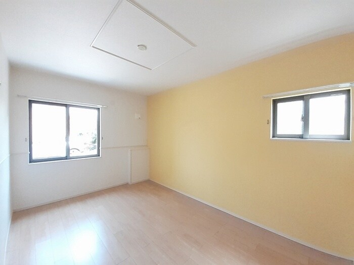 物件内観写真5　(居室)