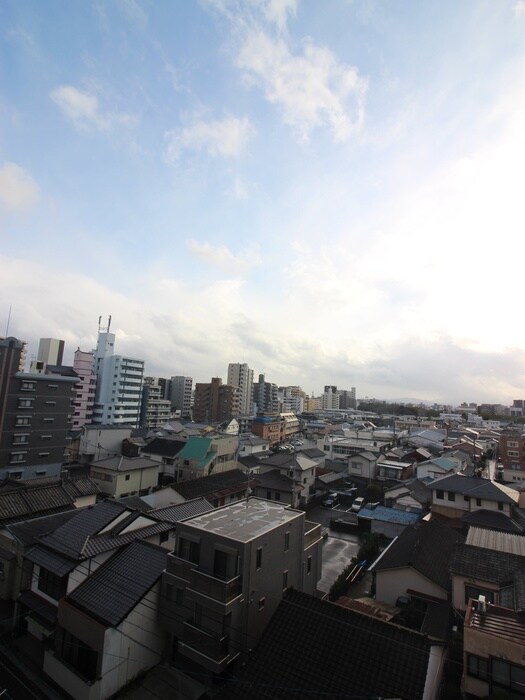 物件内観写真16　(室内からの展望)