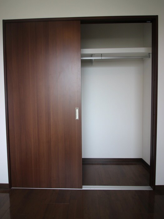物件内観写真13　(収納)