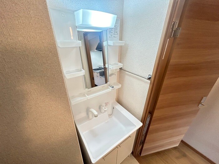 物件内観写真12　(洗面)