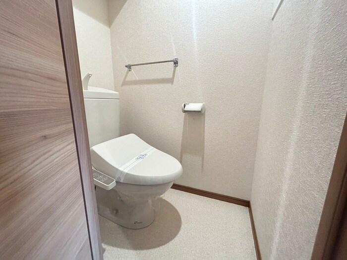 物件内観写真13　(トイレ)