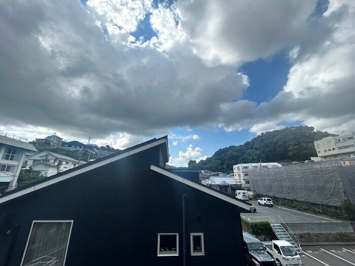 物件内観写真18　(室内からの展望)