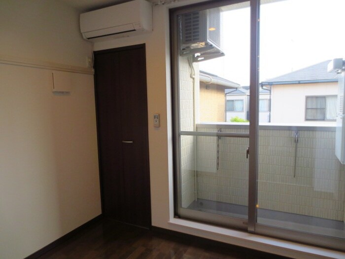 物件内観写真5　(居室)