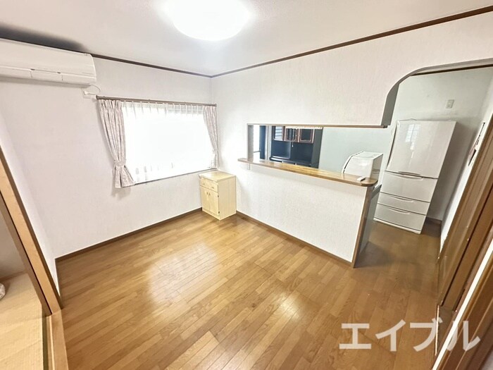 物件内観写真7　(居室)