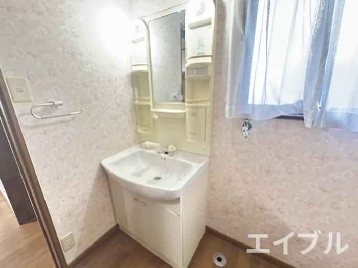 物件内観写真9　(洗面)