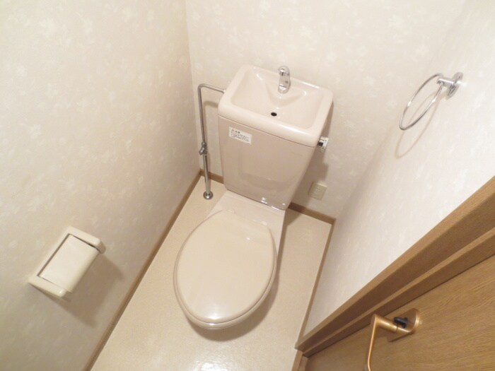 物件内観写真12　(トイレ)