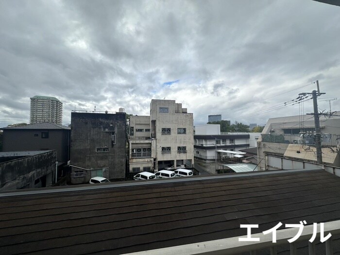 物件内観写真13　(室内からの展望)