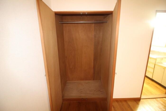 物件内観写真11　(収納)