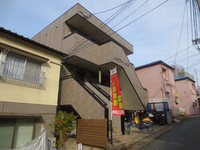 物件外観写真6　(エントランス部分)