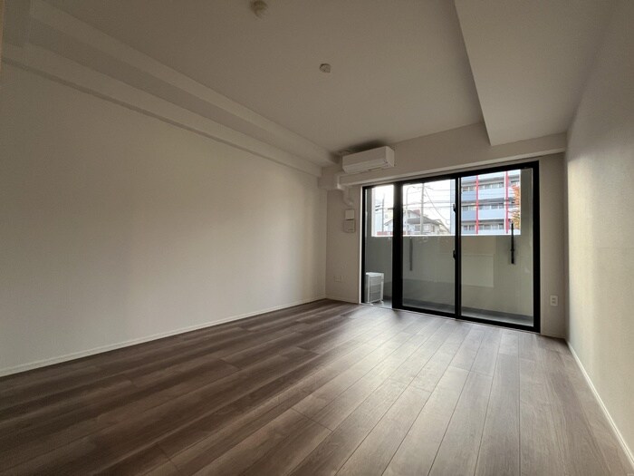 物件内観写真2　(居室)