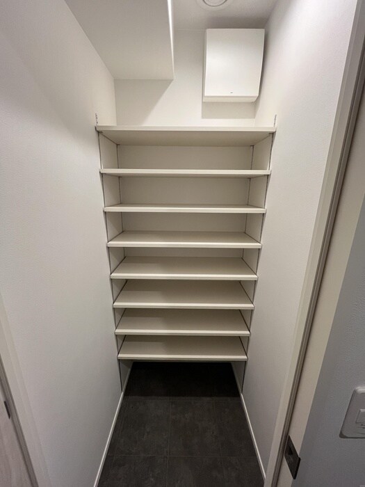 物件内観写真14　(靴箱)