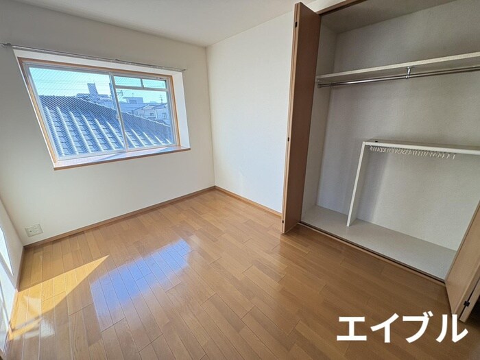 物件内観写真9　(居室)