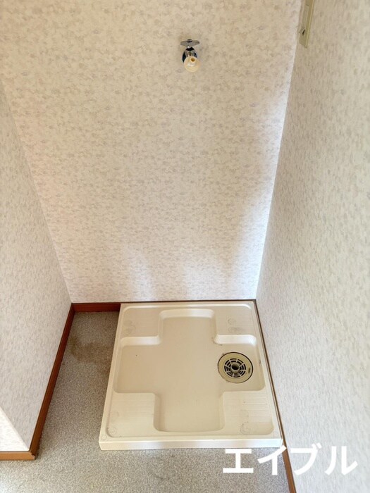 物件内観写真21　(洗濯機置場)