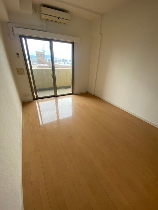 物件内観写真5　(居室)