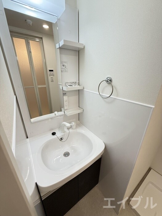 物件内観写真9　(洗面)